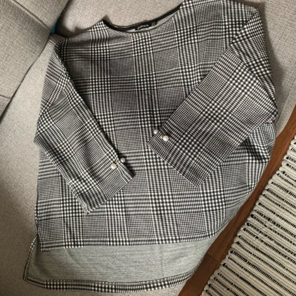 NWOT Stradivarius Check 3/4 Sleeve Tee - Picture 5 of 5